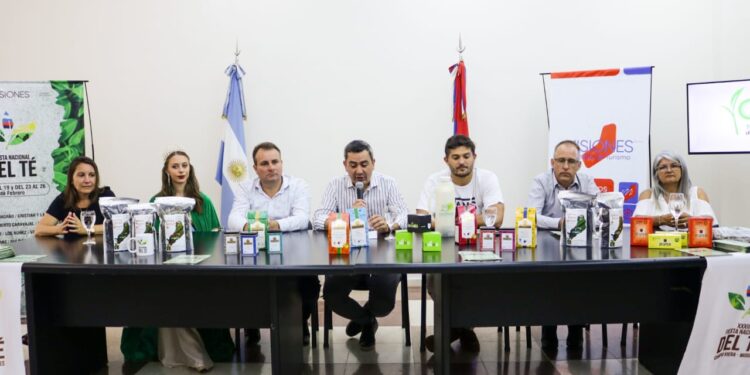 100 AÑOS de té argentino en la fiesta nacional del té