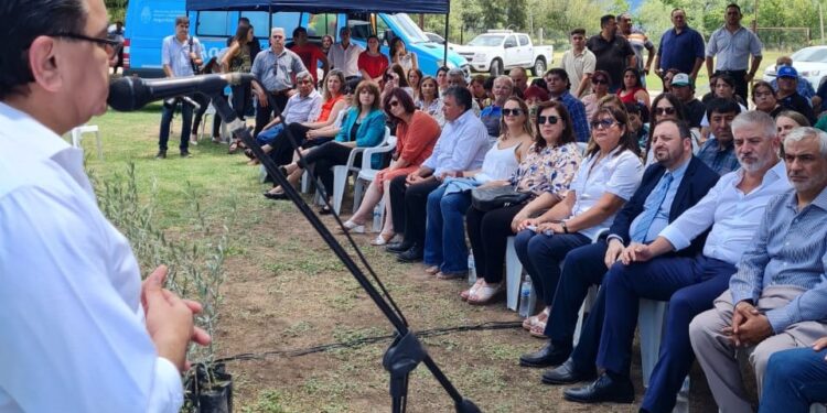 El Presidente del RENATRE y la Ministra de Trabajo de la Nación inauguraron tres centros CRECER en Catamarca