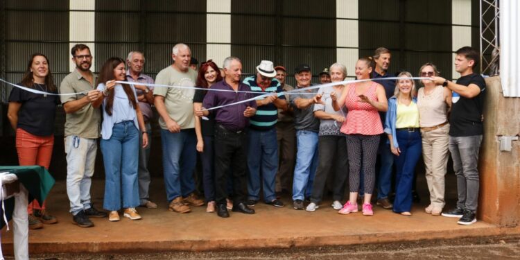 Inauguraron una planta de elaboración de abonos orgánicos para la producción yerbatera.