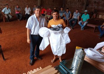 Jornada apícola: promueven la diversificación productiva en zonas tabacaleras