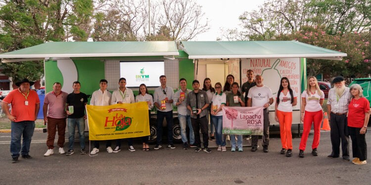 Cooperativas y pequeños productores, dijeron presente en la Fiesta Nacional del Mate, en Paraná