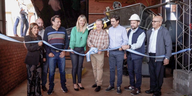 Piporé inauguró un sistema de secado indirecto para la yerba mate con destino de exportación