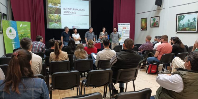 Las capacitaciones como eje principal para el cumplimiento de las BPA en el sector agroforestal