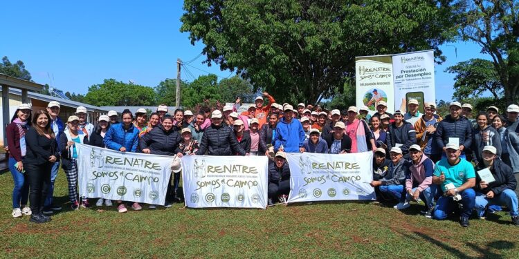 RENATRE colaboró con la mejora de una escuela rural en Misiones