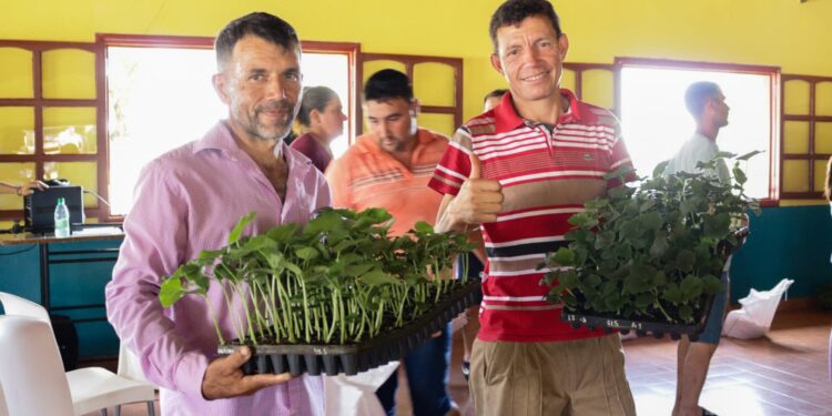 Misiones defiende los recursos del FET