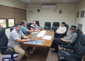 Expusieron al Vice Gobernador problemática del sector tabacalero