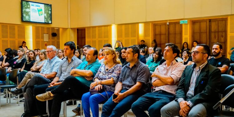 La apicultura es la única actividad productiva presente en los 78 municipios de Misiones