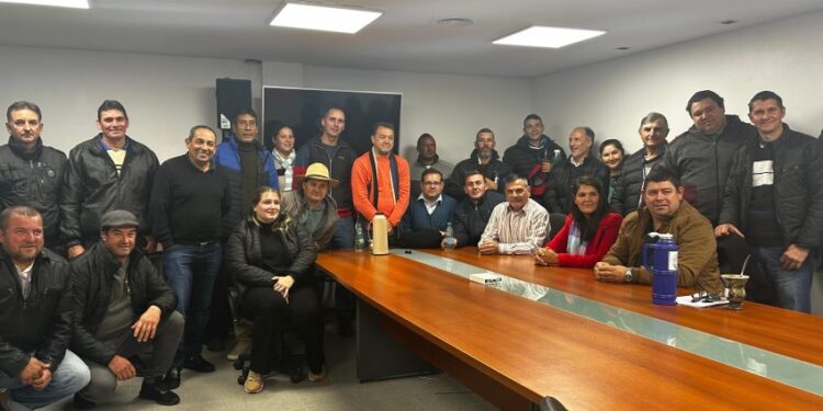 Respaldan proyecto del Centro de Acopio en la Cámara de Diputados