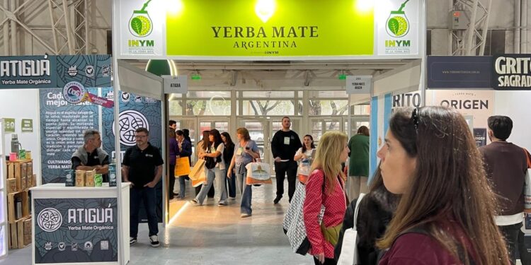 La yerba mate promocionó sus efectos benéficos en DieteticActiva, la feria que reúne proveedores y distribuidores de alimentos saludables de la Argentina