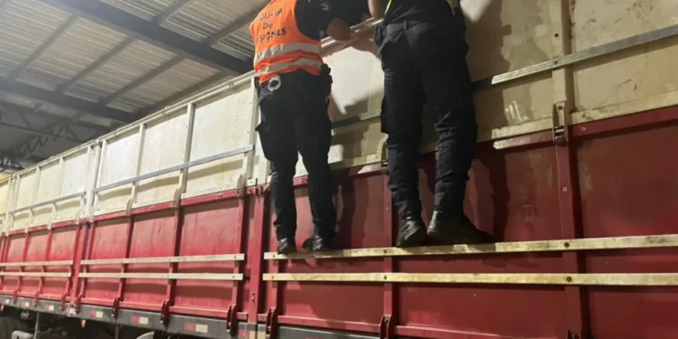 La Policía secuestró cien mil atados de cigarrillos de contrabando