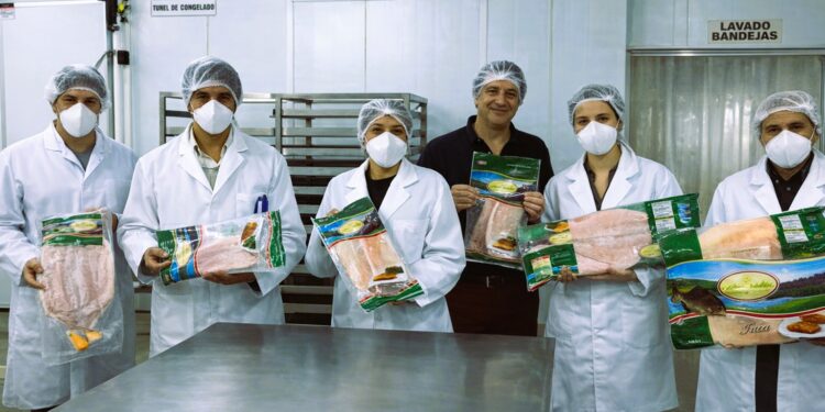 Exportan  carne de dorado y surubí de piscicultura desde Misiones