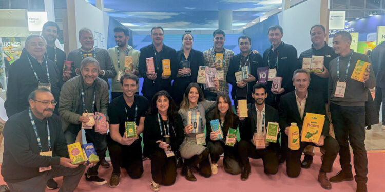 Yerbateros en Barcelona con el apoyo del INYM