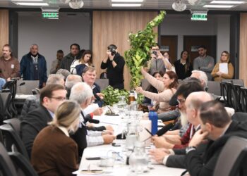 Herrera Ahuad lanzó un fuerte cuestionamiento a la política yerbatera nacional