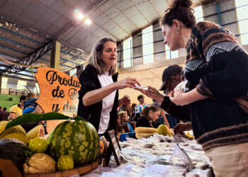 Intercambio de semillas, saberes y experiencias que promueven el arraigo rural y el cuidado de la biodiversidad.