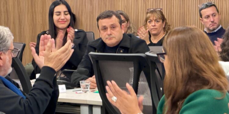Herrera Ahuad: «No voy a estar del lado de quien les saque la tierra»