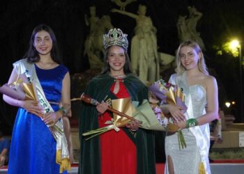 Rumbo a la Fiesta de la Yerba Mate: Apóstoles coronó a su nueva soberana