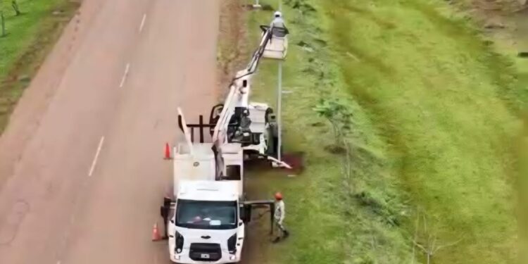 Nueva obra de alumbrado LED en el acceso a San Javier por la Ruta 4